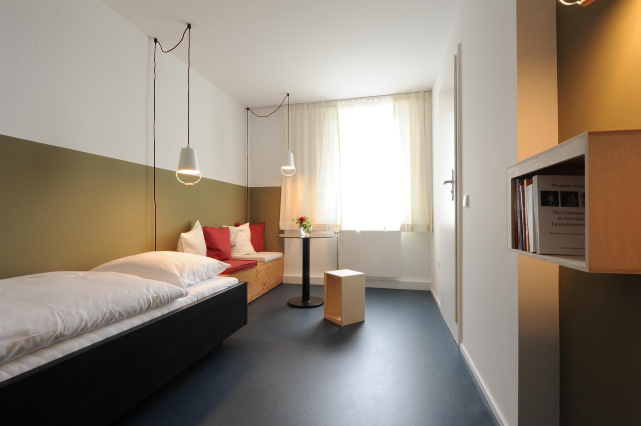 Well-Being Gastehaus Stauf Hotell Eisenberg  Exteriör bild